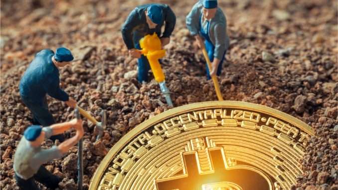 Bitcoin Hashrate Nears All-Time High Captured in May — BTC Bitcoin Hashrate Nears All-Time High Captured in May — BTC Mining Rigs Produced in 2016 Still Profitable