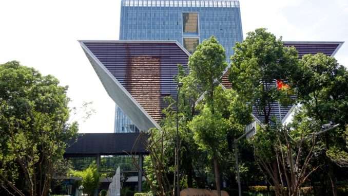 China's official news agency Xinhua to share photo NFTs China's official news agency Xinhua to share photo NFTs