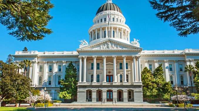 Politicians Faceoff Against Crypto Bosses Politicians Faceoff Against Crypto Bosses
