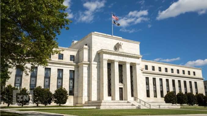Stablecoins Could Coexist With CBDCs, Says Fed Chairman Stablecoins Could Coexist With CBDCs, Says Fed Chairman