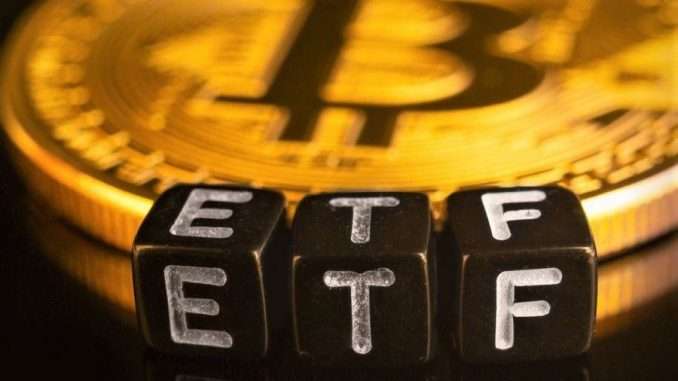Bitcoin ETFs Remain Popular Among Investors Despite Price Slump Bitcoin ETFs Remain Popular Among Investors Despite Price Slump