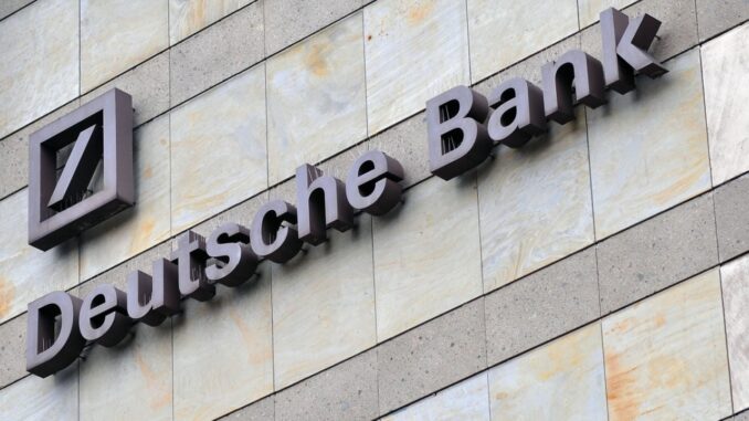 Shares of Deutsche Bank, Other Euro Lenders Tumble – Finance Shares of Deutsche Bank, Other Euro Lenders Tumble