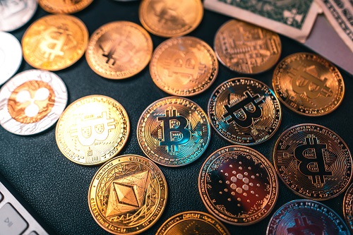 Crypto volumes continue lag, Bitcoin & Ether fees down for Crypto volumes continue lag, Bitcoin & Ether fees down for fourth consecutive week